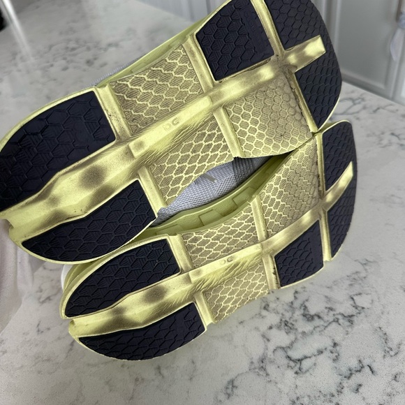 On cloudgo shoes - Picture 8 of 8